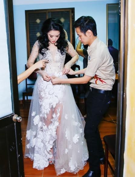 Thu Phương bật khóc trong liveshow tại quê nhà - ảnh 2