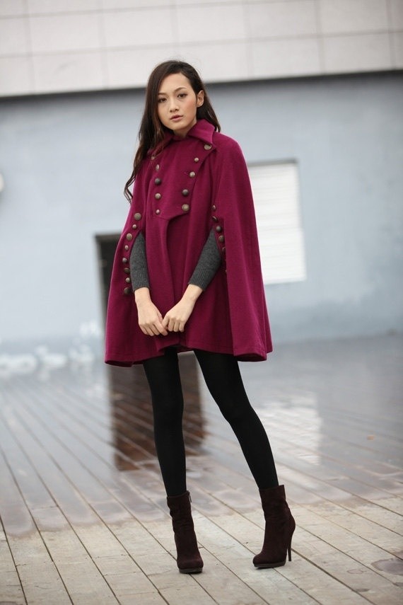 Áo choàng Cape 'thống lĩnh' làng mốt mùa đông 2015 - ảnh 11