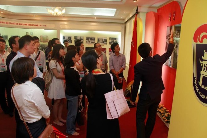 Đoàn thanh niên Trung Quốc giao lưu với sinh viên ĐHQG Hà Nội - ảnh 5