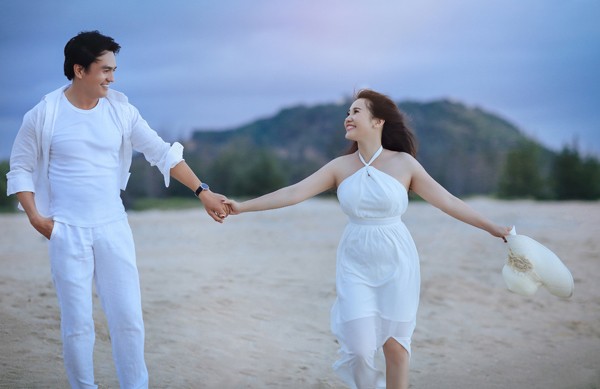 Nam diễn viên Cao Minh Đạt bất ngờ khoe ảnh cưới lãng mạn - ảnh 2