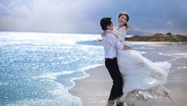 Nam diễn viên Cao Minh Đạt bất ngờ khoe ảnh cưới lãng mạn - ảnh 3