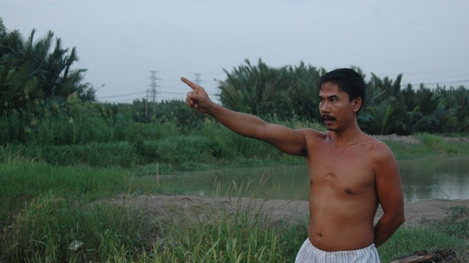 Nông dân “chui” - ảnh 1