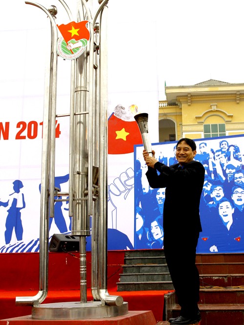 Thắp sáng đài lửa Năm Thanh niên tình nguyện 2014 - ảnh 2
