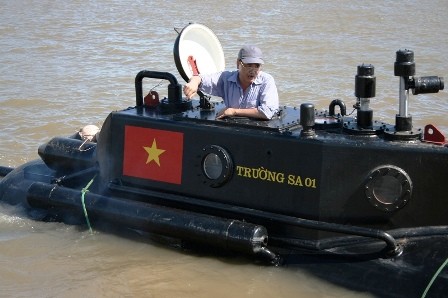 Tàu ngầm Trường Sa chạy thử nghiệm trên biển - ảnh 4