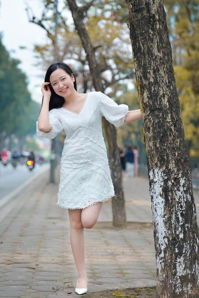 Kim Oanh 'Những nhân viên gương mẫu' tiết lộ quan hệ với những 'ông chú' - ảnh 3