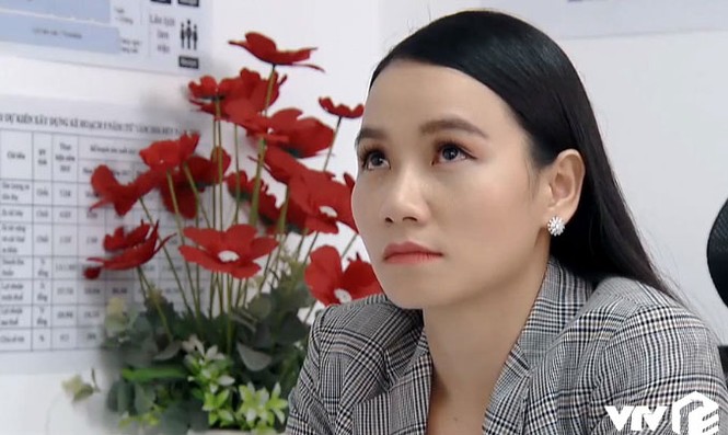 Giải mã cô gái ‘thiếu liêm sỉ’ nhất ‘Hoa hồng trên ngực trái’ - ảnh 1