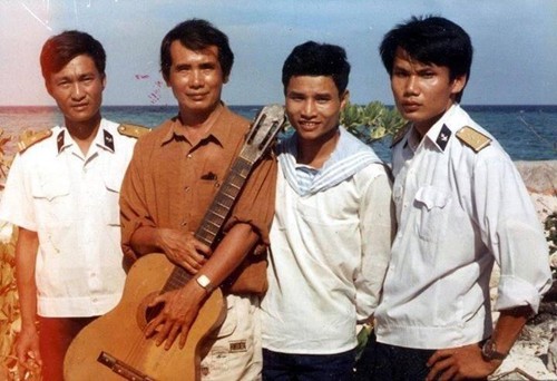 Tác giả 'Nơi đảo xa' nằm viện vì tai biến lần hai - ảnh 2