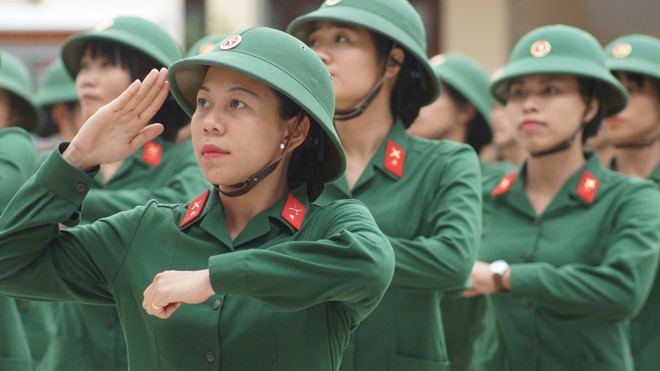 100 bóng hồng tuyên thệ chiến sĩ mới - ảnh 3