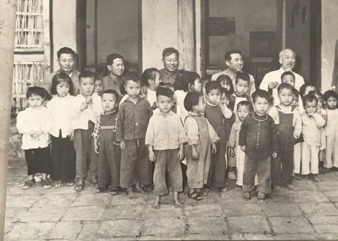 Kí ức những 'cô gái Hà Nội' được gặp cố Chủ tịch Kim Nhật Thành - ảnh 1