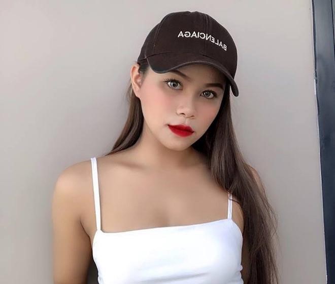 Không tham gia nghệ thuật, bốn hot girl 10X vẫn thu hút nhờ vẻ sexy - ảnh 6