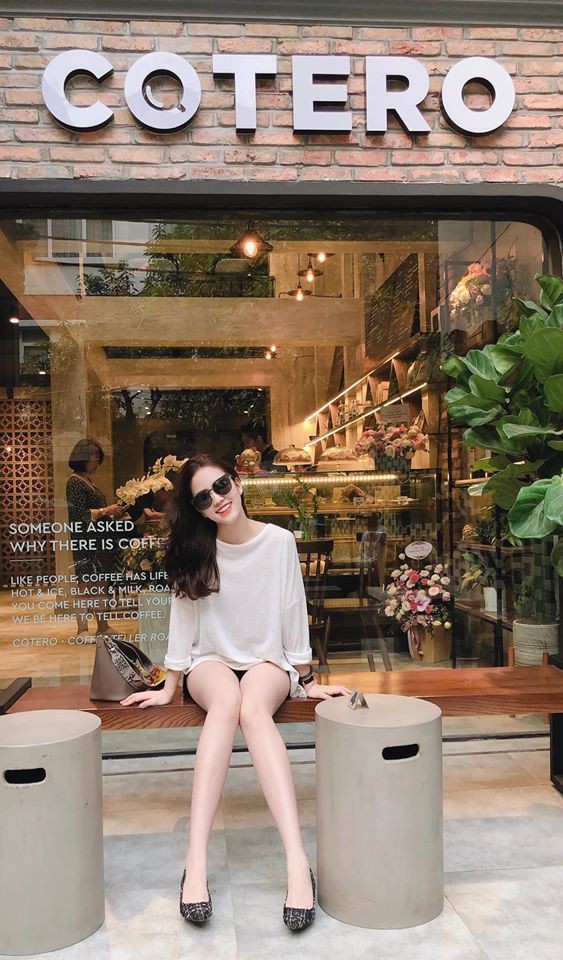 Nữ tiếp viên hàng không nổi tiếng với clip múa đương đại giờ ra sao - ảnh 4