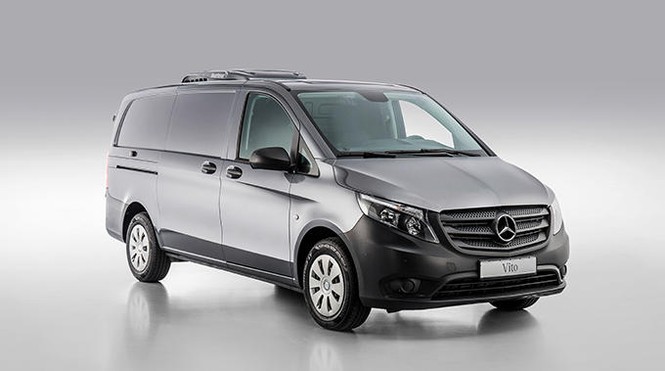 Daimler có nguy cơ phải triệu hồi xe do gian lận khí thải - ảnh 1