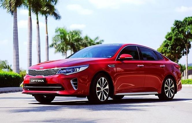 Top 5 mẫu ôtô bán chậm nhất tháng 10 tại Việt Nam - ảnh 3