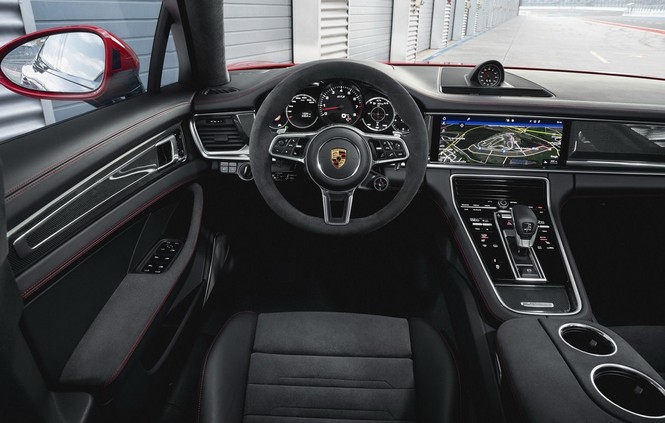 Gần 75.000 chiếc Porsche Panamera bị triệu hồi trên toàn cầu - ảnh 1