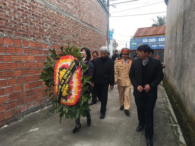 Tan thương bao trùm vùng quê vụ tai nạn thảm khốc 16 người thương vong - ảnh 4