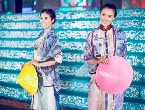 Ngọc Hân, Hồng Quế đẹp dịu dàng với áo dài Gốm - ảnh 5
