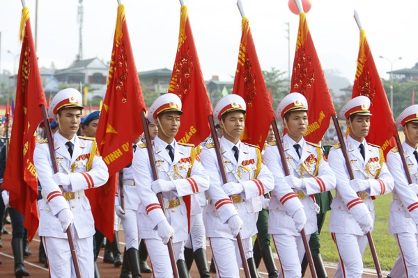 Toàn cảnh lễ diễu binh 60 năm chiến thắng Điện Biên Phủ - ảnh 9