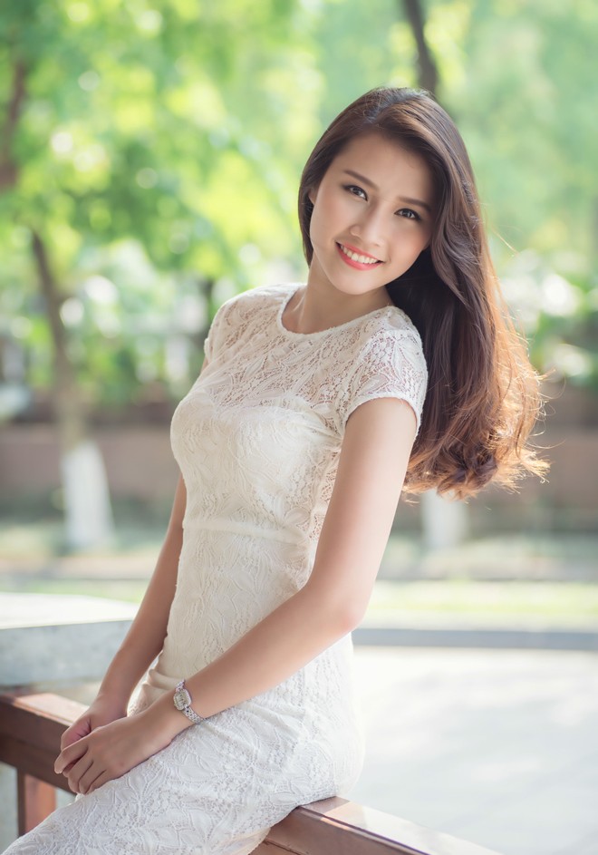 Thí sinh Hoa hậu Việt Nam 2014 khoe vẻ đẹp thuần khiết - ảnh 4