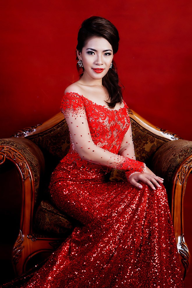 Hoa hậu phu nhân áo dài Việt Nam tại Mỹ 2013 bị phế ngôi - ảnh 2
