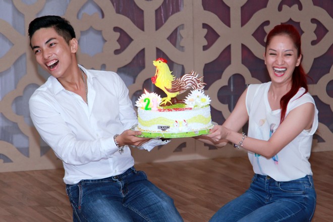 Khánh Thi nhí nhảnh dự sinh nhật học trò cưng - ảnh 5