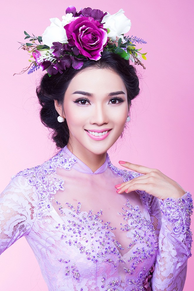 Người yêu siêu mẫu của Ưng Hoàng Phúc mặc váy cưới sexy - ảnh 6