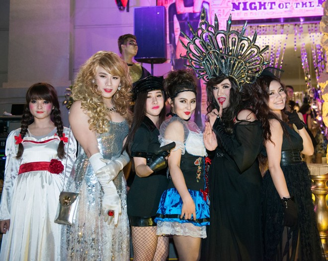 Minh Quân giả gái, Ngọc Khuê hóa ma nữ dự tiệc Halloween - ảnh 7