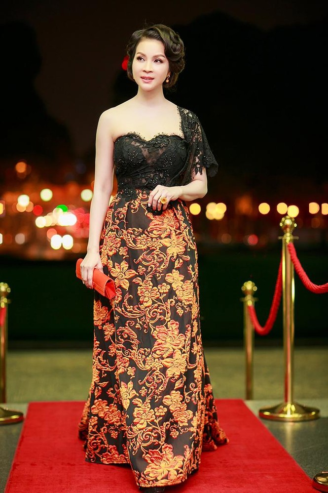 MC Thanh Mai đọ vẻ quyến rũ với 'đàn em' Hồng Quế - ảnh 5