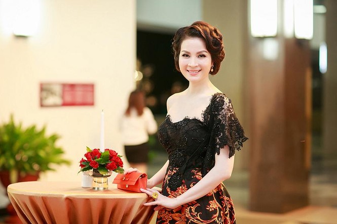 MC Thanh Mai đọ vẻ quyến rũ với 'đàn em' Hồng Quế - ảnh 4