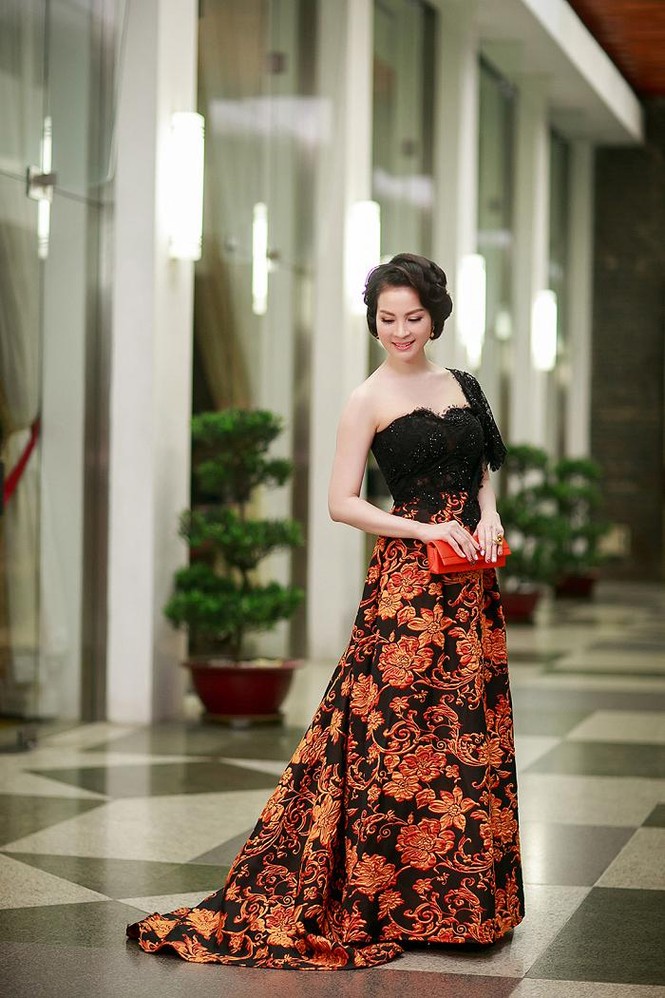 MC Thanh Mai đọ vẻ quyến rũ với 'đàn em' Hồng Quế - ảnh 2