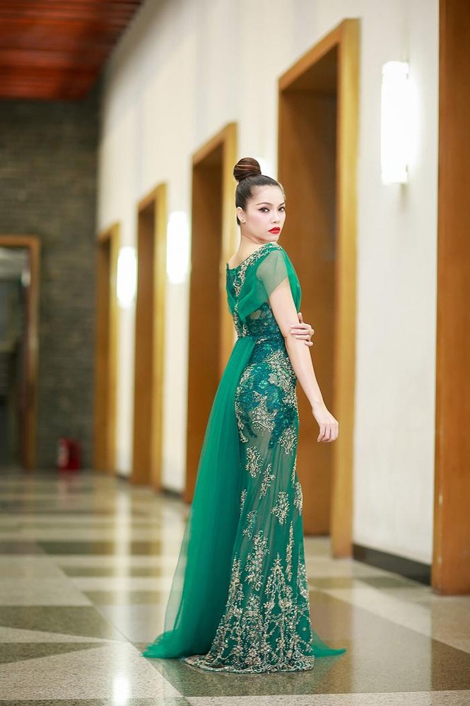 MC Thanh Mai đọ vẻ quyến rũ với 'đàn em' Hồng Quế - ảnh 11