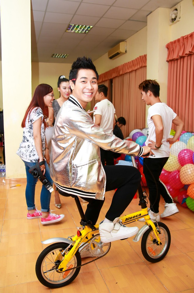 Tiết lộ ảnh hậu trường The Remix cực vui nhộn - ảnh 5