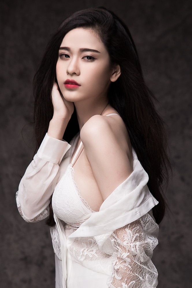 'Gái một con' Trương Quỳnh Anh tạo bạo khoe nội y ren - ảnh 5