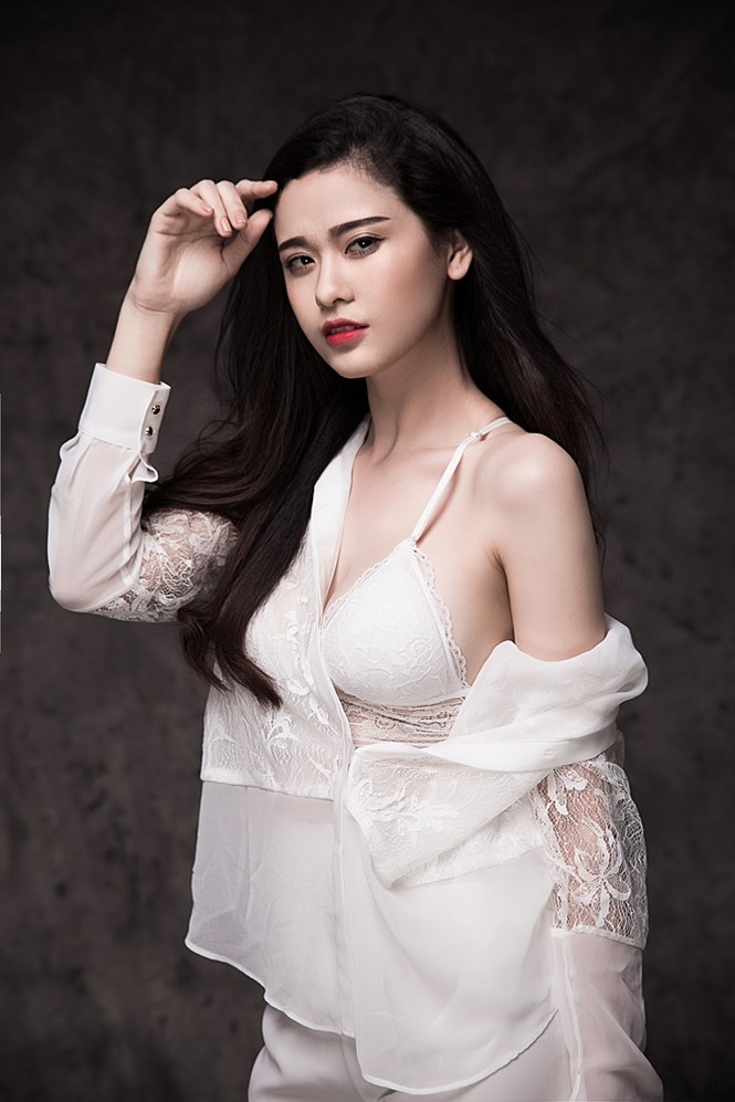 'Gái một con' Trương Quỳnh Anh tạo bạo khoe nội y ren - ảnh 7