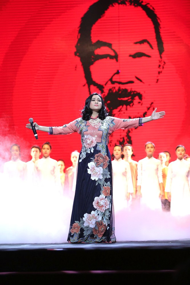 Thanh Lam, Tùng Dương đọ giọng 'khủng' với nhạc đỏ - ảnh 4