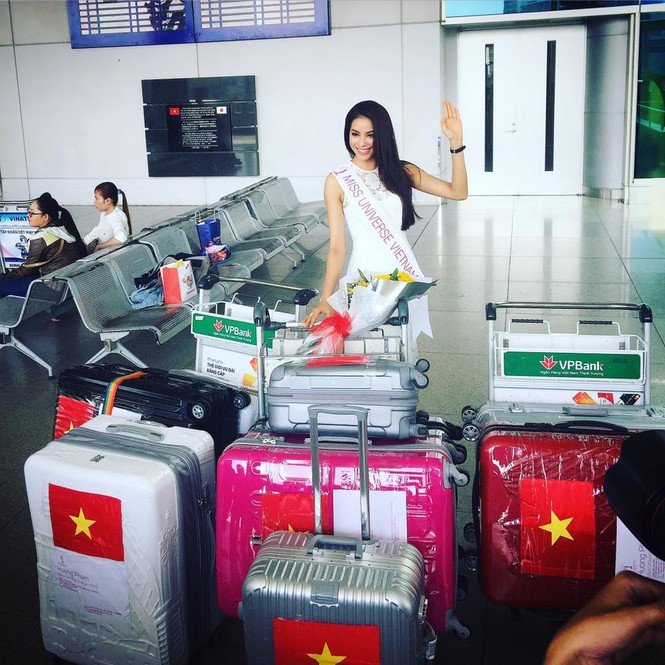 Phạm Hương lên đường dự thi Hoa hậu Hoàn vũ - ảnh 3