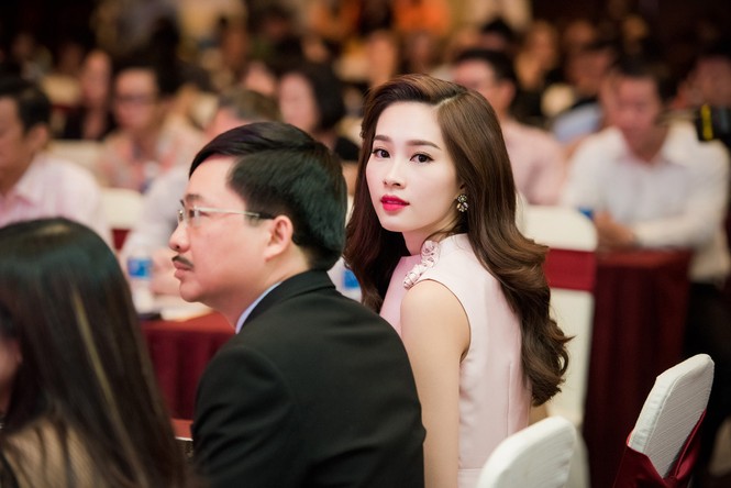 Mỹ nhân hội ngộ tại họp báo Hoa hậu Việt Nam 2016 - ảnh 9