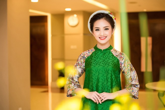 Phùng Bảo Ngọc Vân, Trần Tố Như xinh đẹp hội ngộ ở Hà Nội - ảnh 9