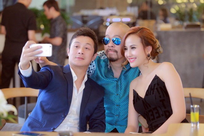 Á quân The Face Khánh Ngân vai trần quyến rũ bên MC Anh Tuấn - ảnh 9