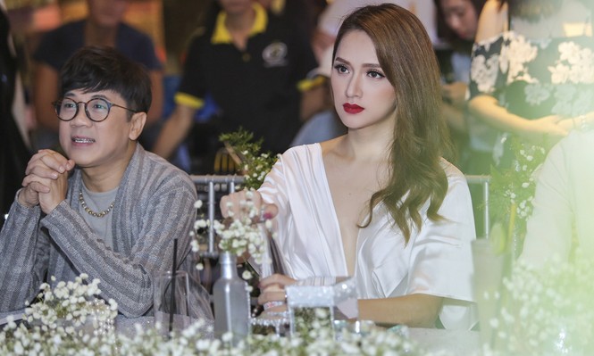 Hương Giang Idol quyến rũ khi ngồi 'ghế nóng' - ảnh 5