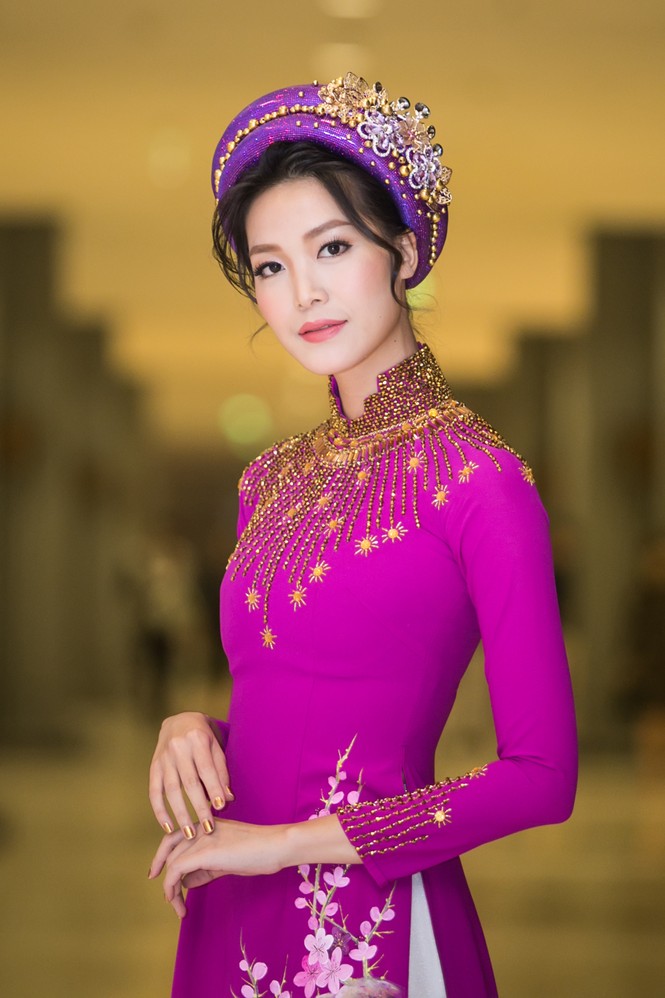 Hoa hậu Thùy Dung 'tái xuất, hội ngộ Hoa hậu Mỹ Linh - ảnh 3