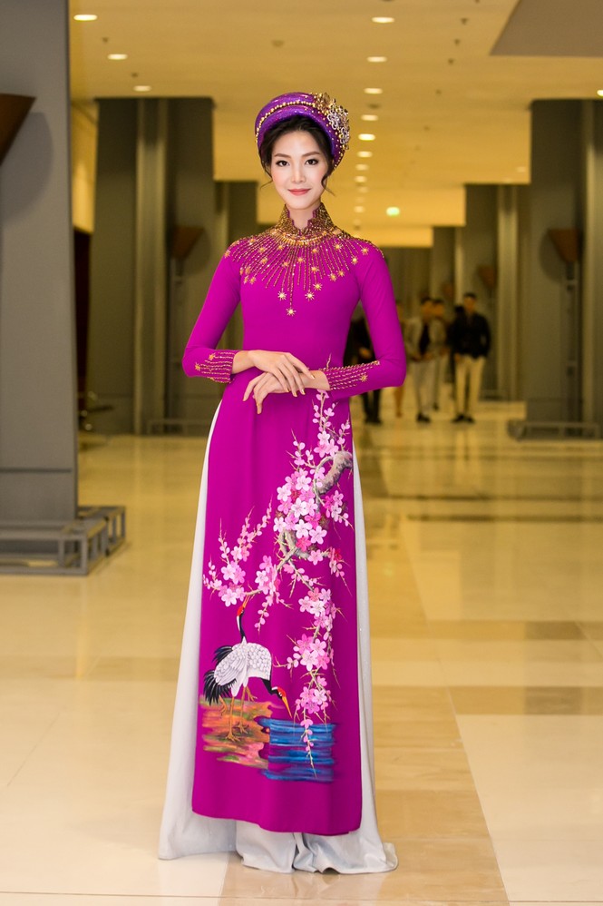 Hoa hậu Thùy Dung 'tái xuất, hội ngộ Hoa hậu Mỹ Linh - ảnh 4