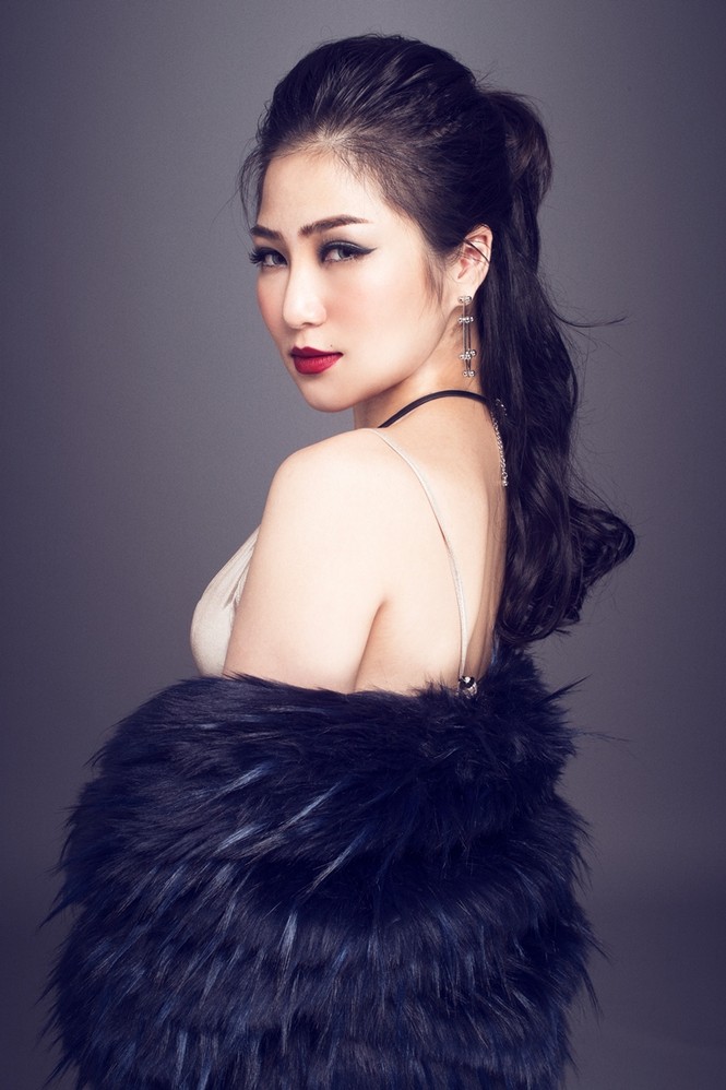 Hương Tràm gợi cảm đón Giáng Sinh - ảnh 8