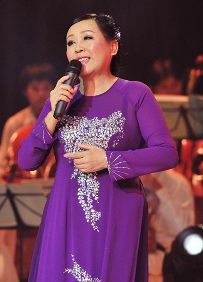 NSND Thu Hiền: ‘Thế hệ chúng tôi không hát vì đồng tiền’ - ảnh 1