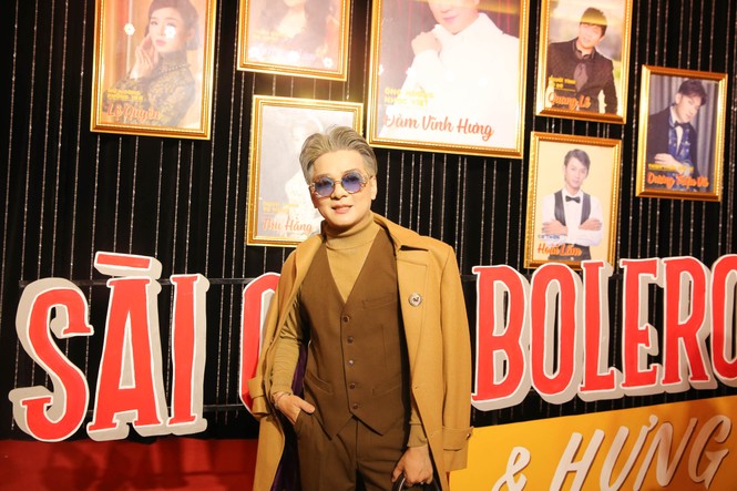 Dàn sao Việt nô nức đi xem liveshow bolero của Đàm Vĩnh Hưng - ảnh 10