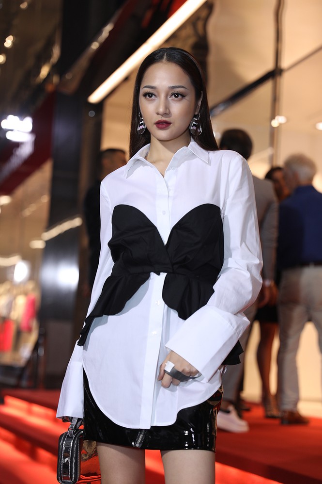Bảo Anh, Angela Phương Trinh 'đọ sắc' tại sự kiện - ảnh 4