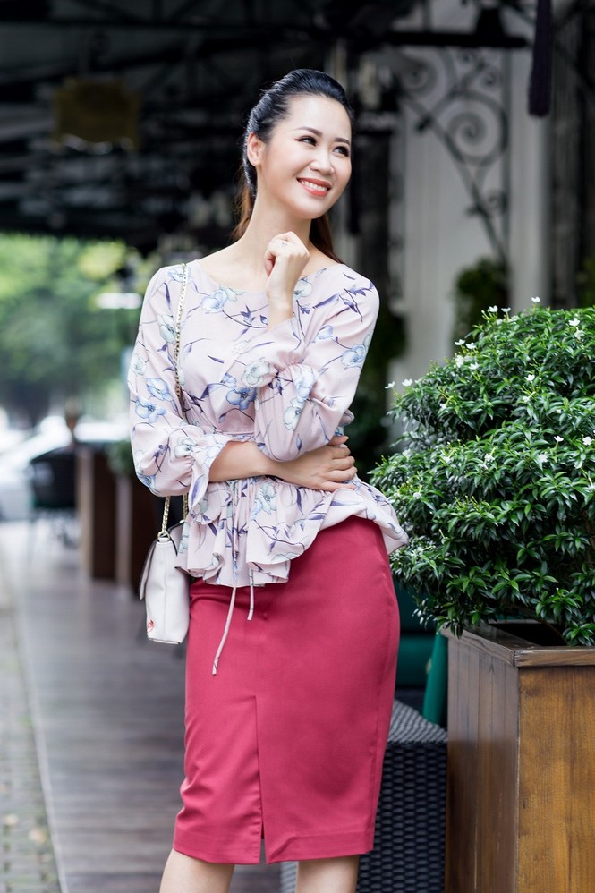 Dương Thuỳ Linh thanh lịch, quyến rũ với trang phục đón thu - ảnh 9