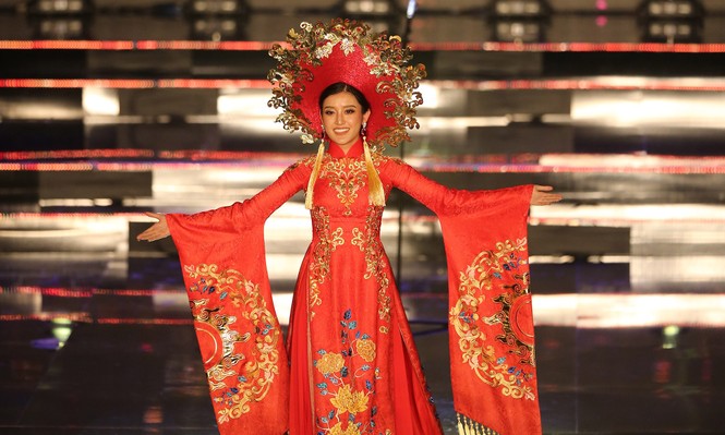 Choáng ngợp với đêm diễn quốc phục lộng lẫy của dàn thí sinh Miss Grand - ảnh 5