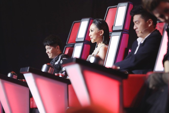 Sau 5 năm, học trò Hồ Hoài Anh gây “náo loạn” The Voice với hit 'Ghen' - ảnh 1