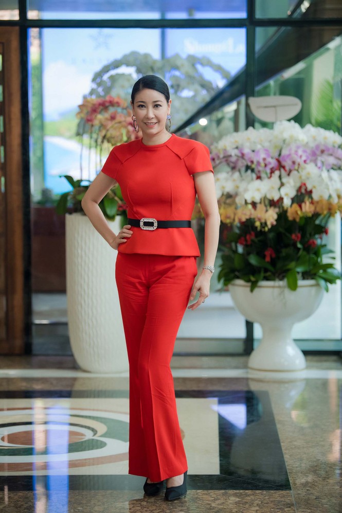 Hoa hậu Hà Kiều Anh ngồi ghế giám khảo Hoa hậu Việt Nam 2018 - ảnh 1