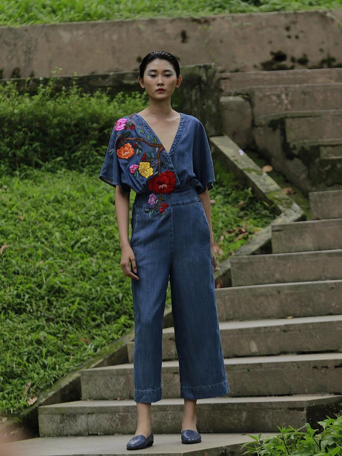 Mẫu Xuân hè 2019 mới nhất trình diễn ở Núi Nùng - ảnh 3
